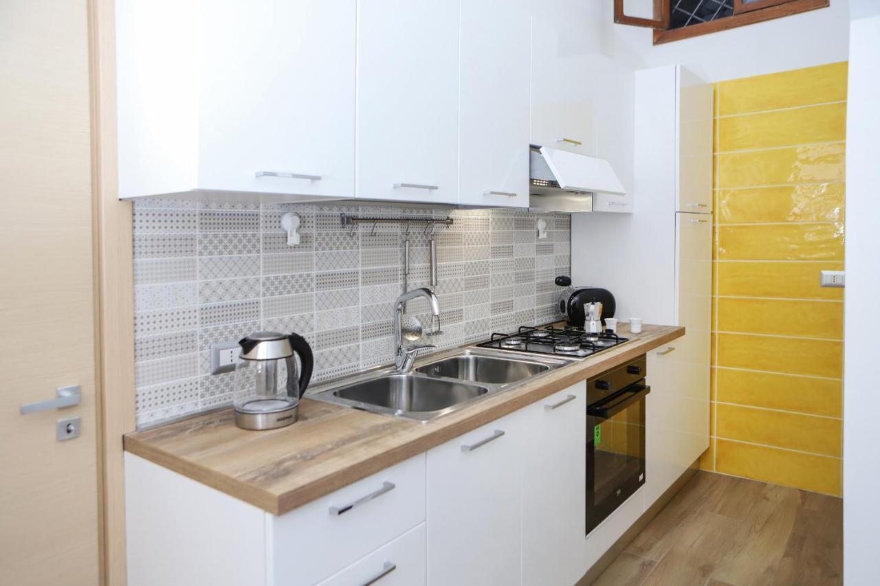Tribunali Family Apartment By Wonderful Italy ナポリ エクステリア 写真